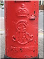 Edward VII postbox, Earlsfield Road / Cargill Road, SW18 - royal cipher