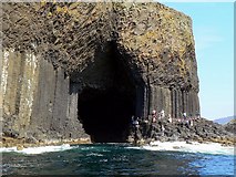 NM3235 : Fingal's Cave, Staffa by Rich Tea