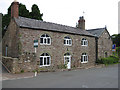 Substantial cottage in Newland