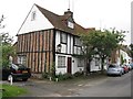 TL1011 : Old house, Church End, Redbourn by M J Richardson