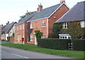 Village street, Tur Langton