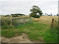 Looking NE across farmland near Shearins Leas Farm