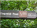 Signpost, Railway Walk, Buckingham